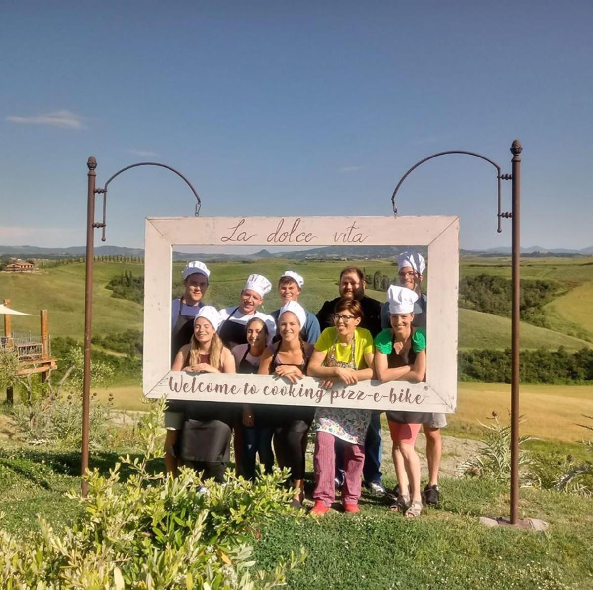 Tour in bici in Toscana “Ciclismo e Cucina Pizz-E-bike”
