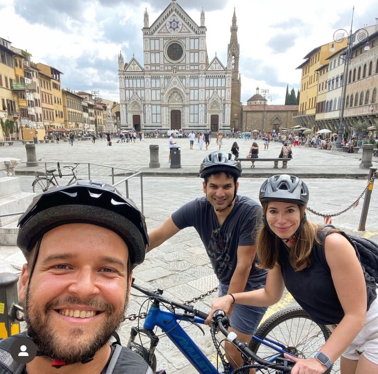 Tour E-Bike di Firenze + Degustazione Vino e Gelato